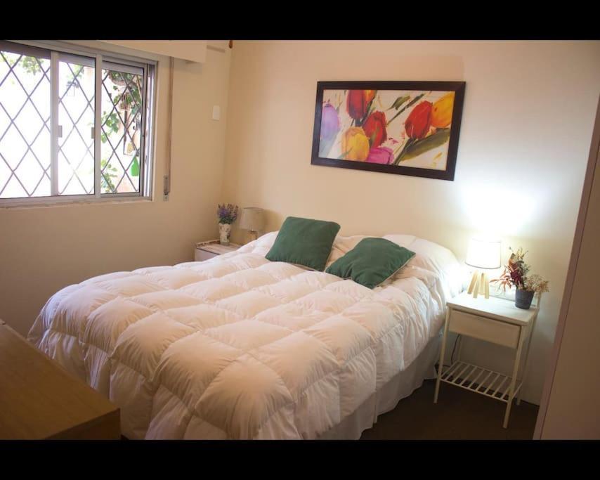 Apartamento Independiente En Alquiler En Casa De Familia Montevideo