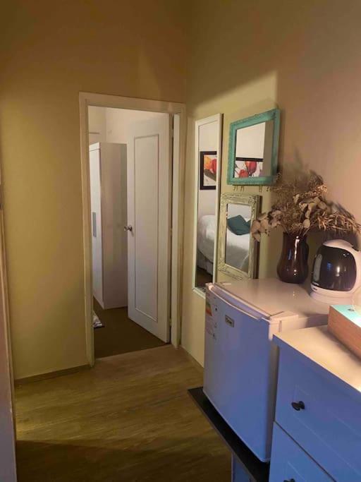 Apartamento Independiente En Alquiler En Casa De Familia *