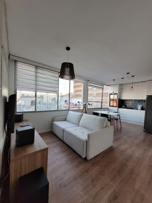 Apartamento Moderno Y Minimalista En Ciudad Vieja *