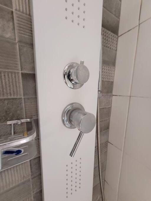 Moderno Y Minimalista En Ciudad Vieja