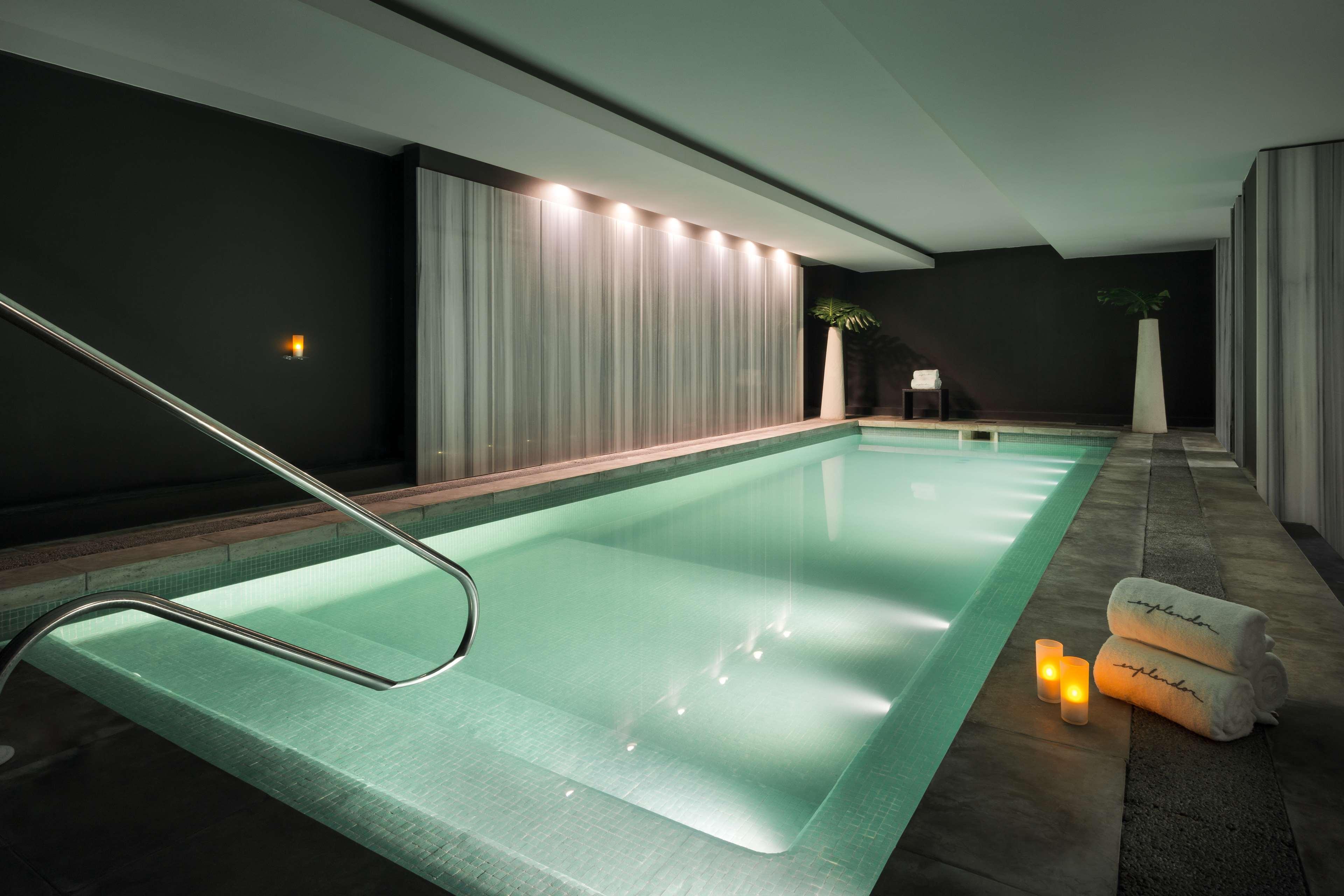 Hotel Esplendor By Wyndham Cervantes 4*