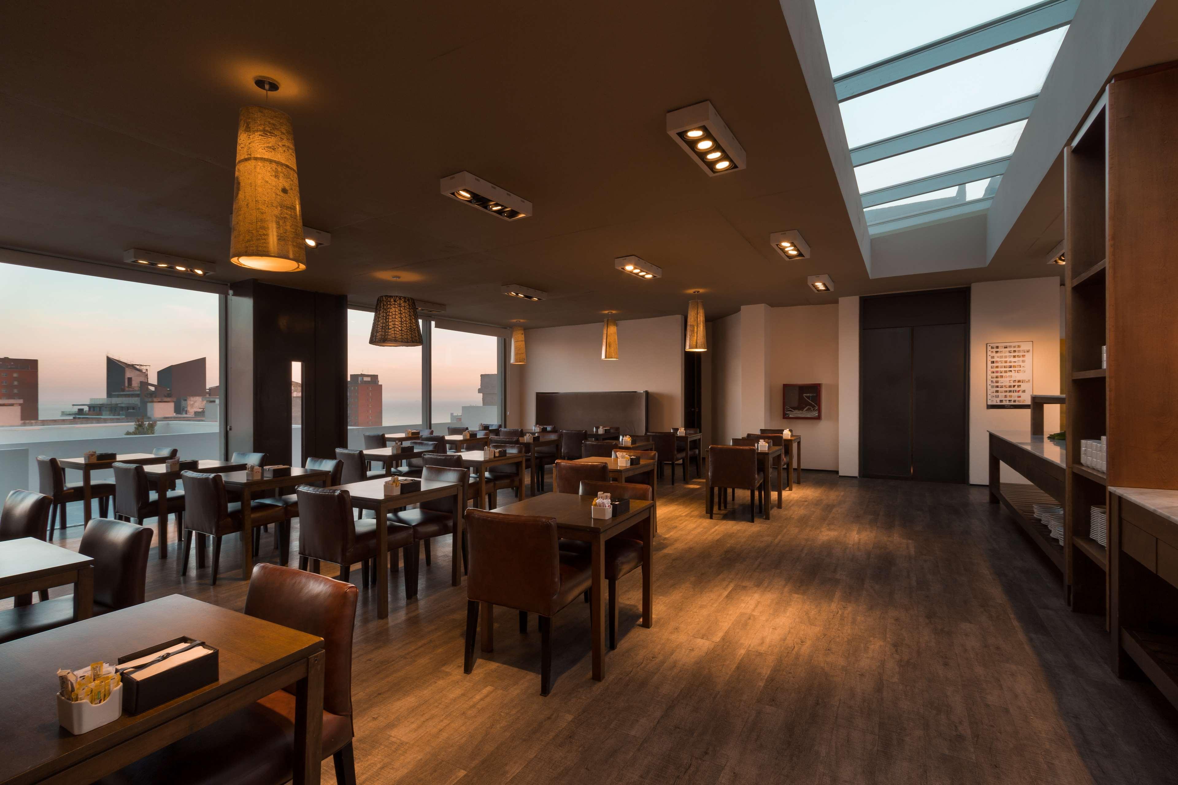 Esplendor By Wyndham Cervantes Hotel