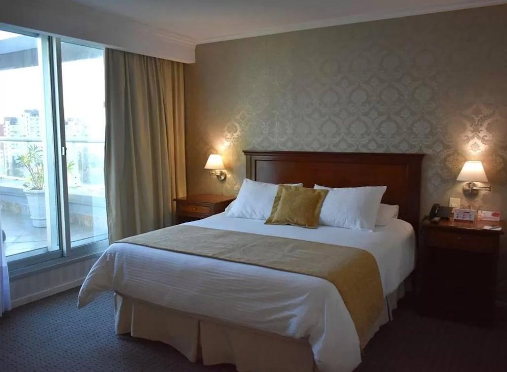 Cala Di Volpe Boutique 4*