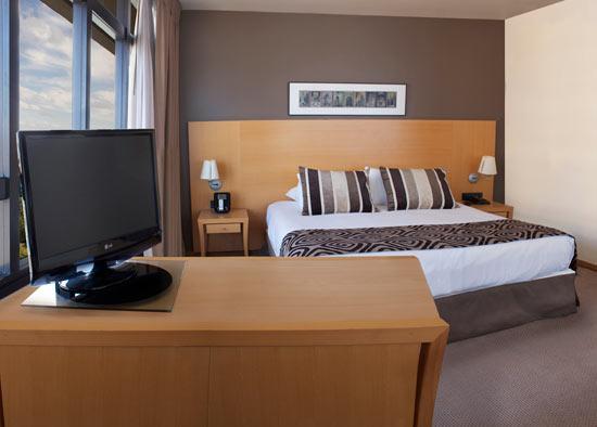 Tryp 4*