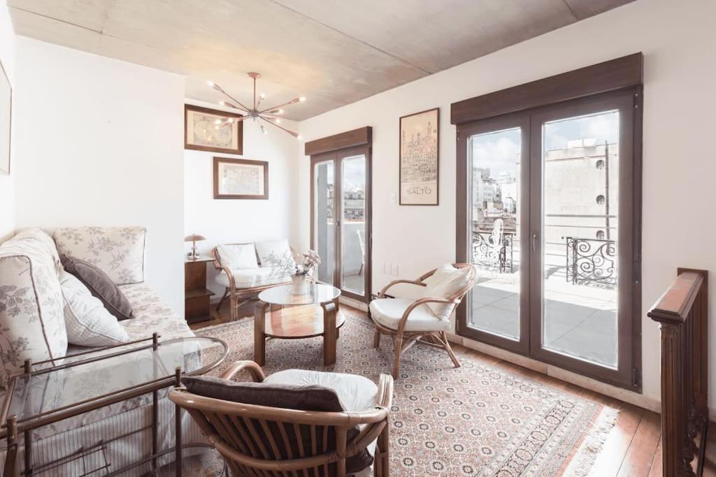 Apartamento Penthouse With Terrace At The Old Montevideo