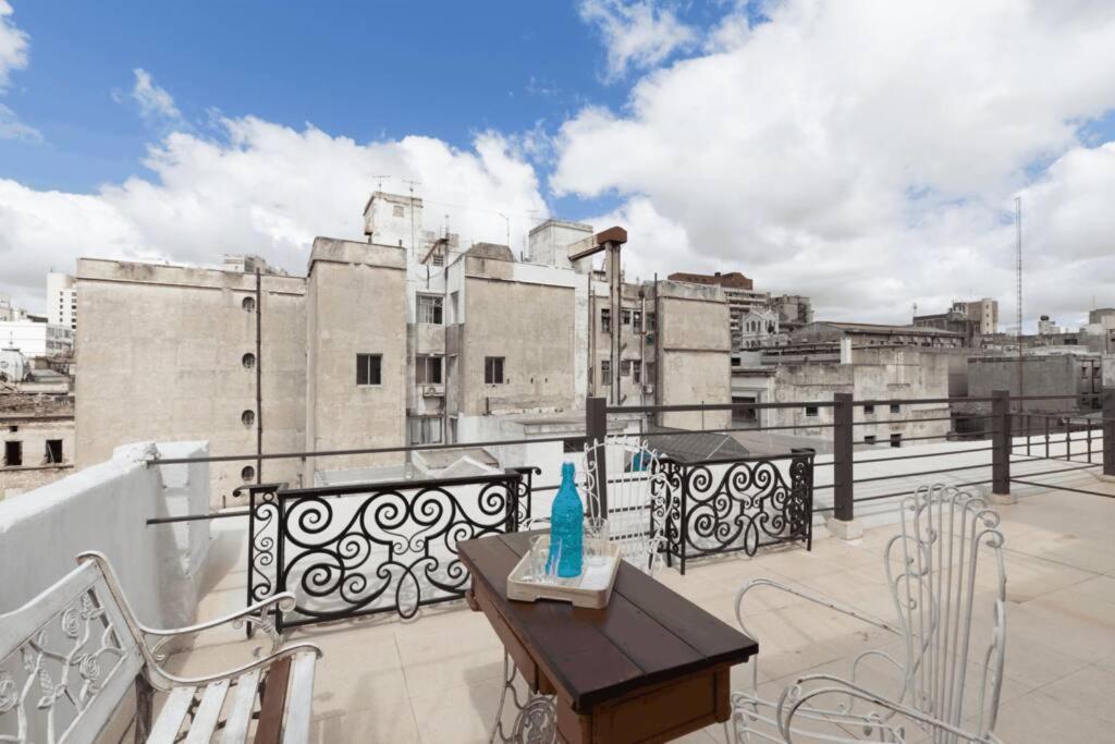 Penthouse With Terrace At The Old * Montevideo