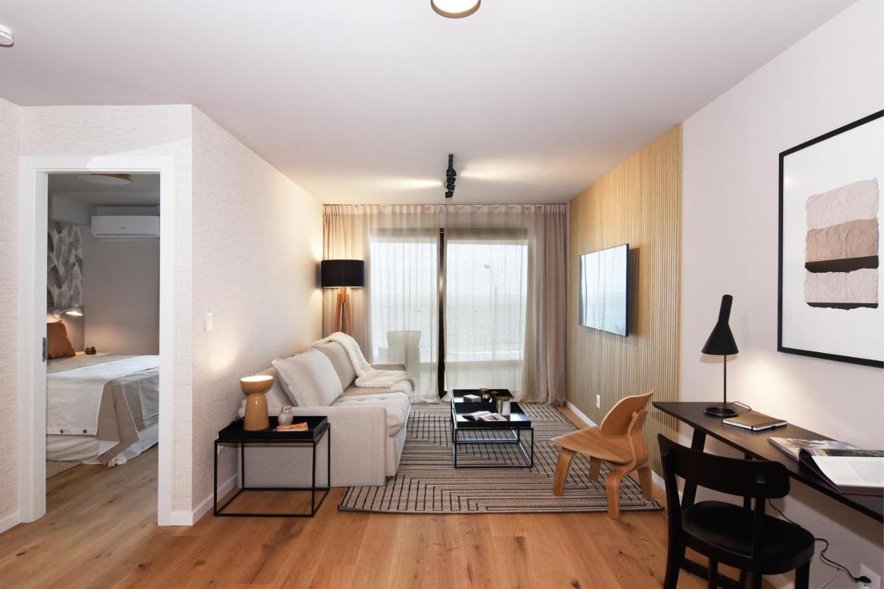 Vistas Al Mar En Exclusivo Con Garage Apartamento Montevideo