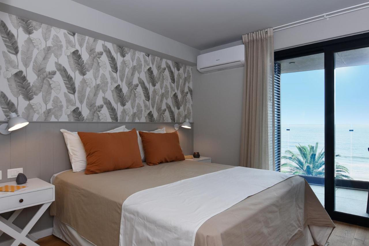 Vistas Al Mar En Exclusivo Con Garage Montevideo