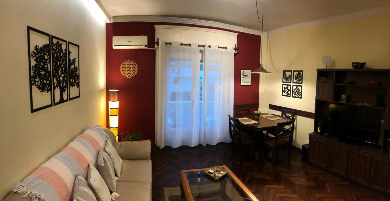 Departamento Pocitos Con Anfitrion Habitación en casa particular