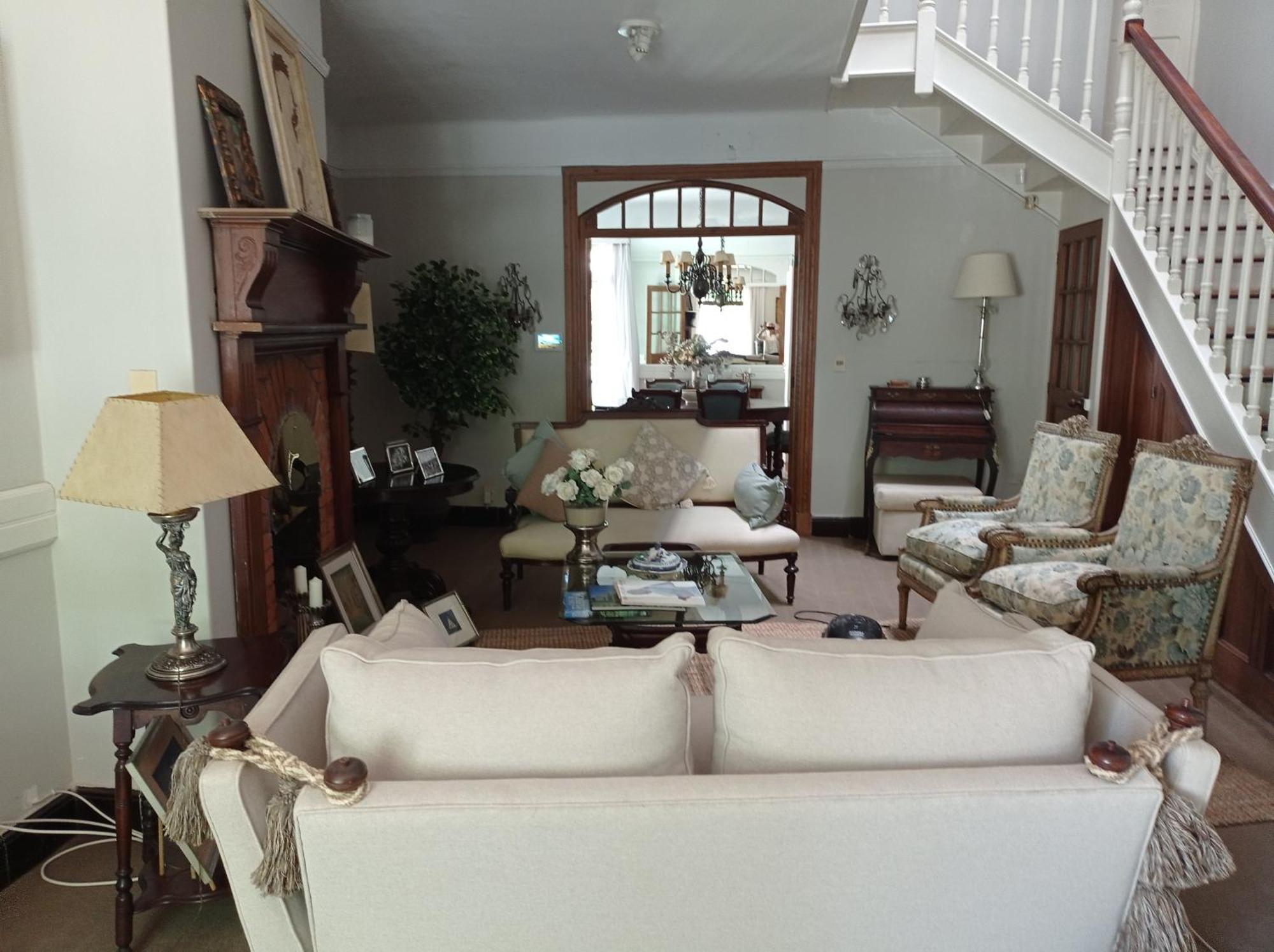 Casona De Estilo Ingles * Montevideo
