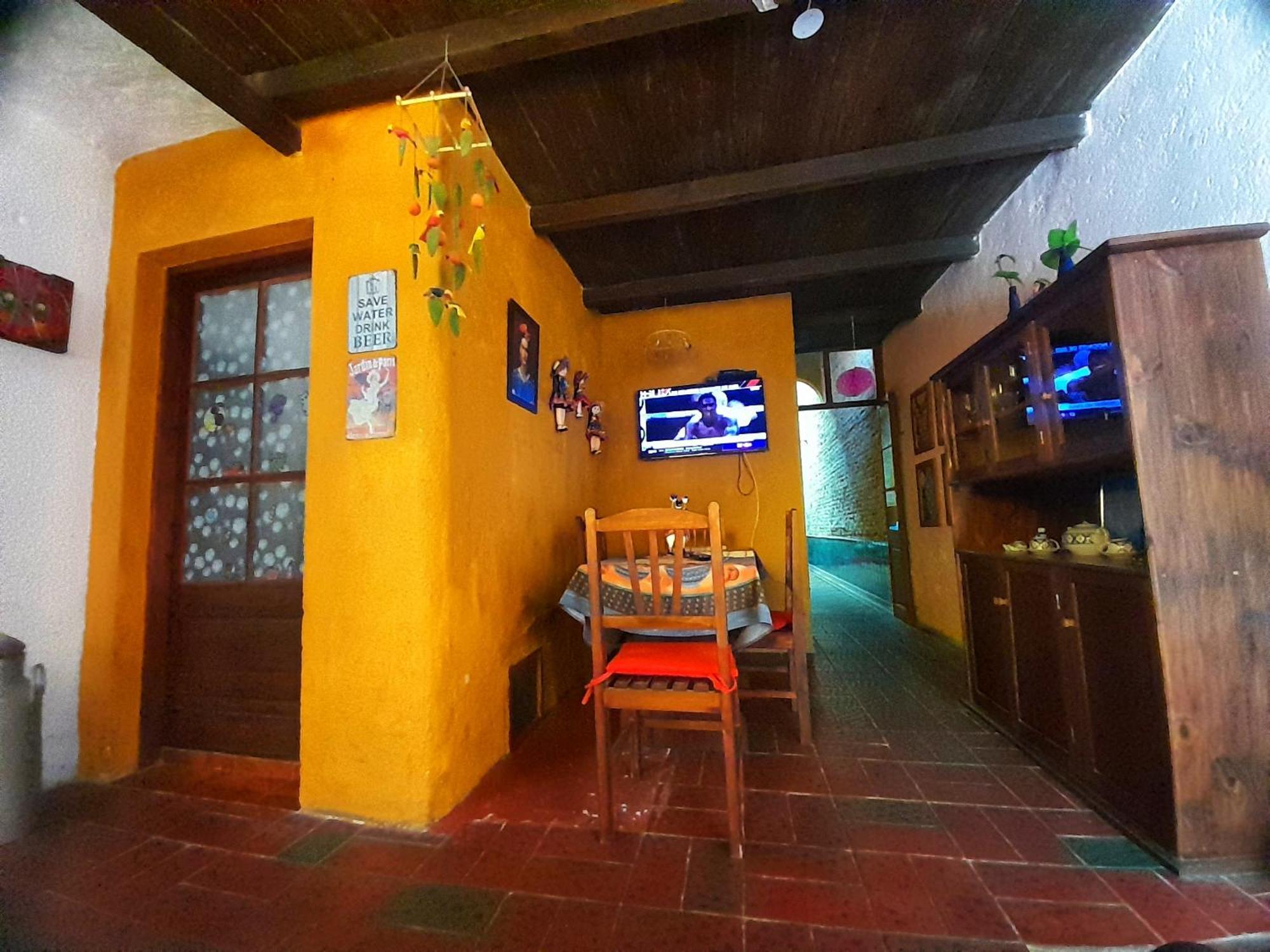 El Patio De La Morocha Habitación en casa particular *