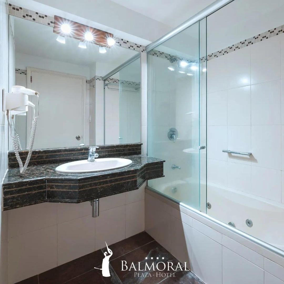 Hotel Balmoral Plaza 4*