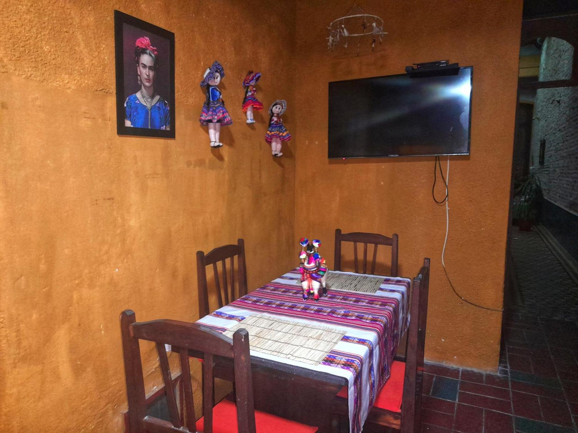 El Patio De La Morocha