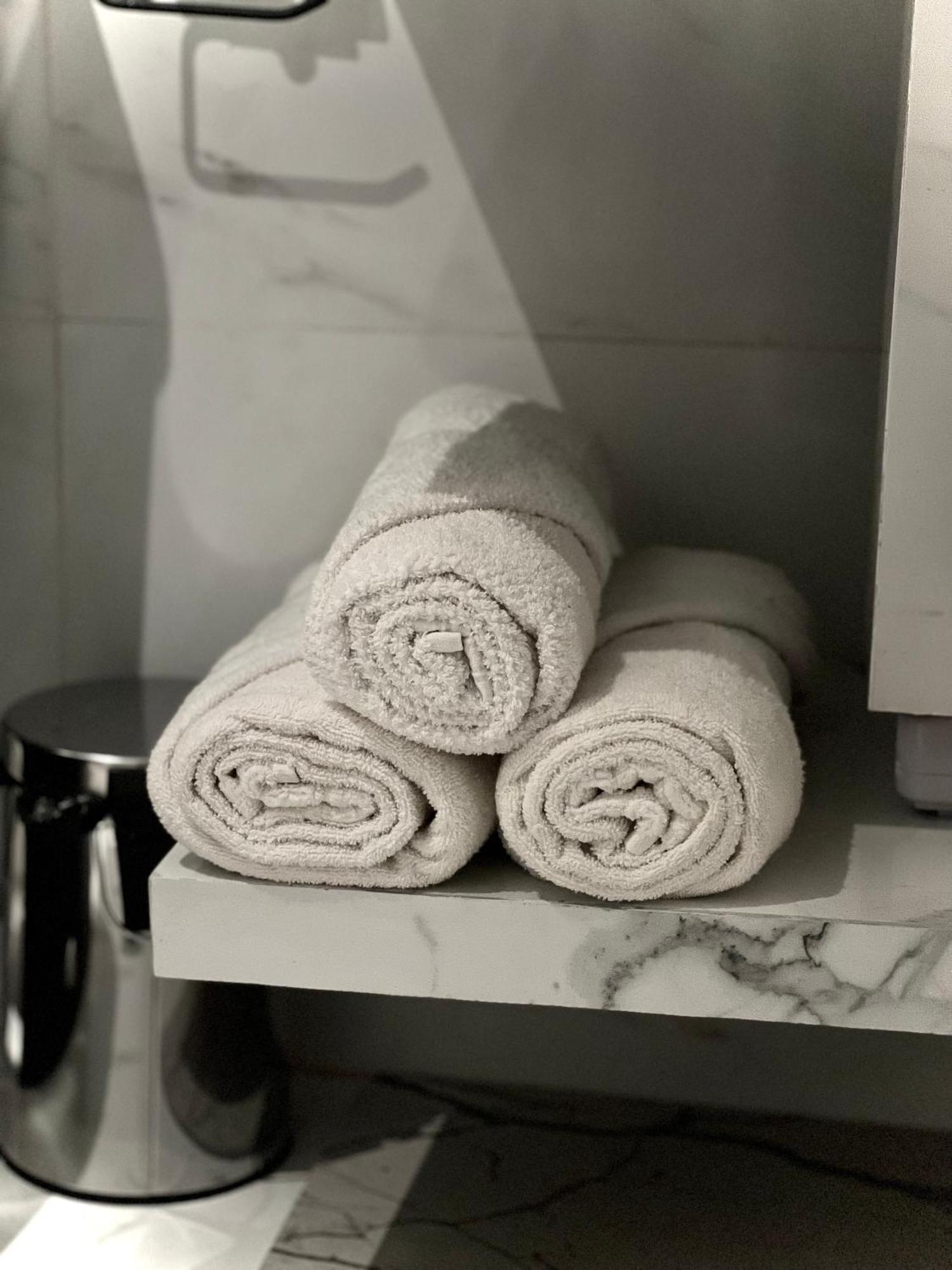 Apartamento Habitacion En Carrasco, Cerca Del Aeropuerto