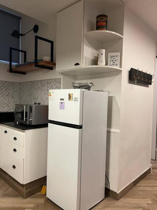 Acogedor Apto En Centro De Apartamento *