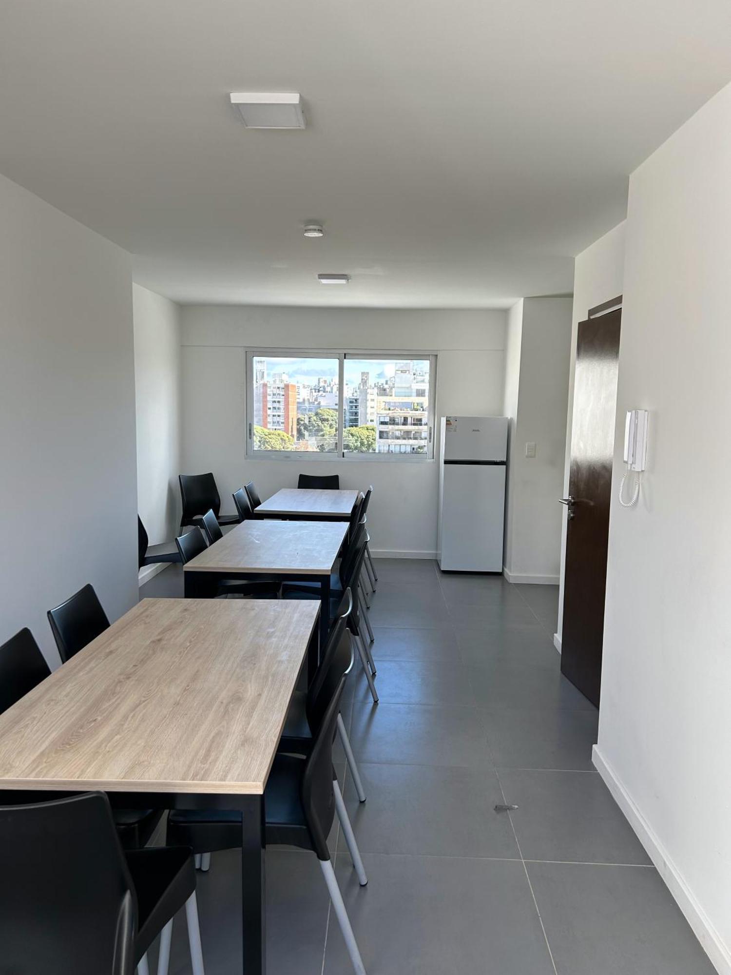 Apartamento Hermoso Apartamento A 150 Metros De La Rambla