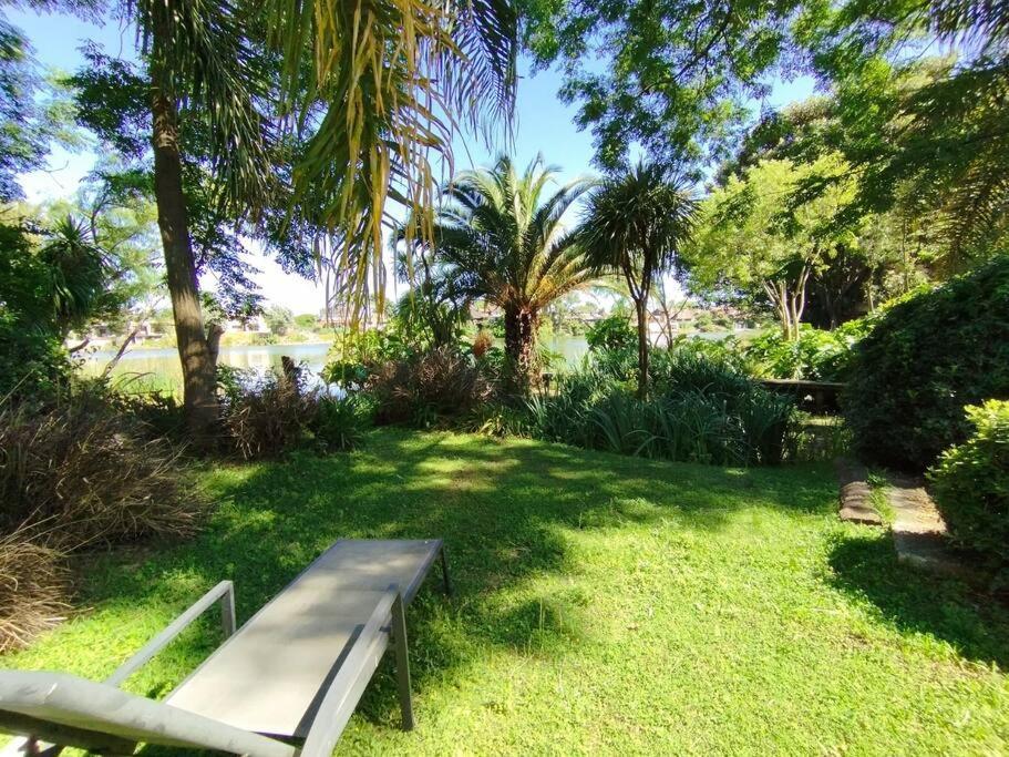 Guest Tiny House - Lake Side Montevideo