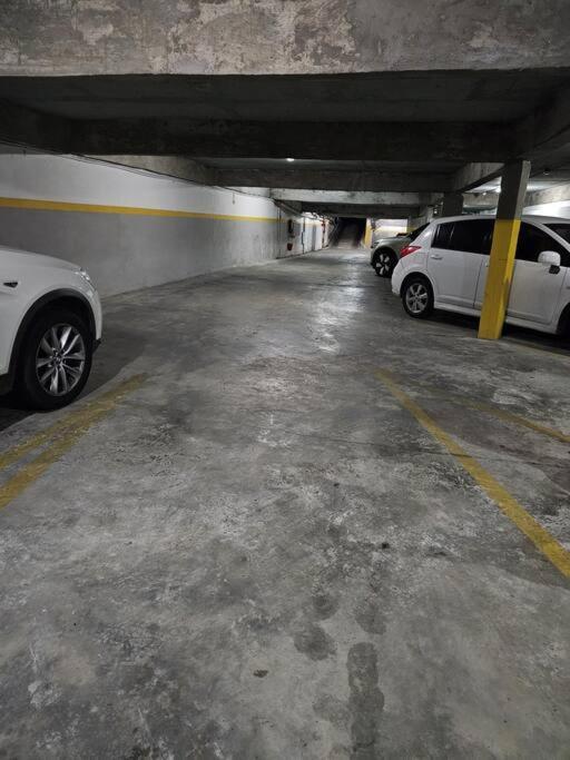 Fantastic Spot: W/parking 2 Blocks To World Trade Center, 3 To *