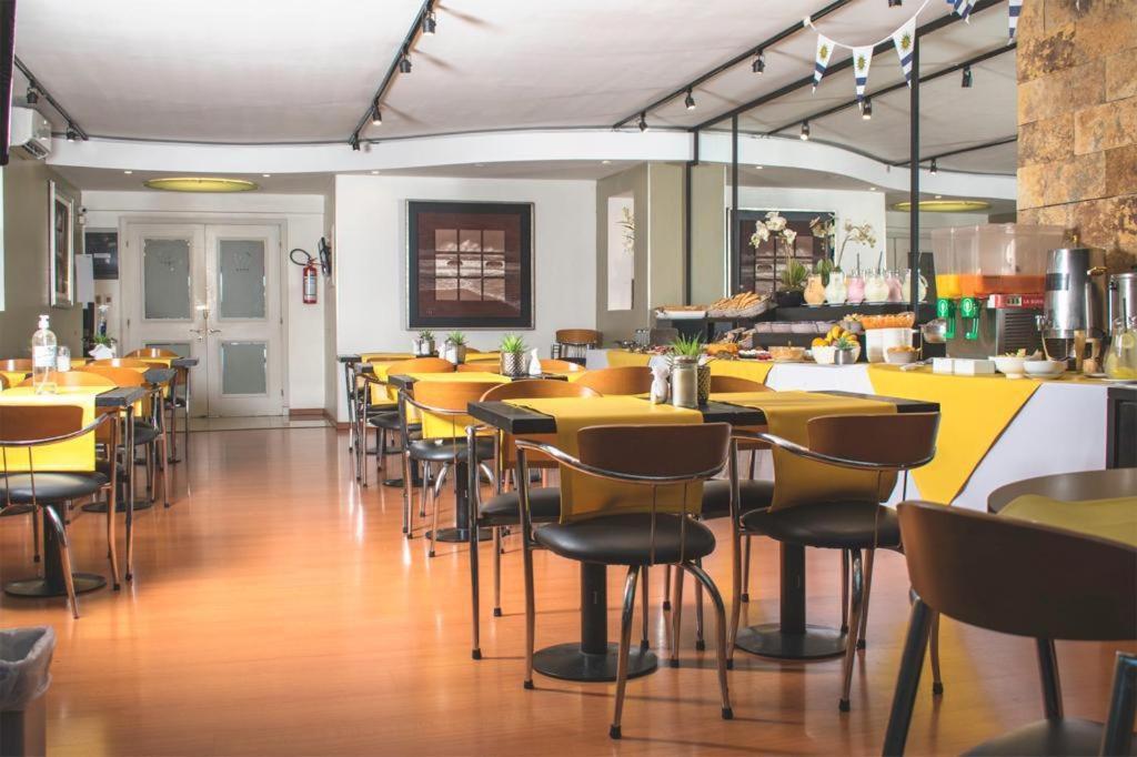 Pocitos Plaza Hotel