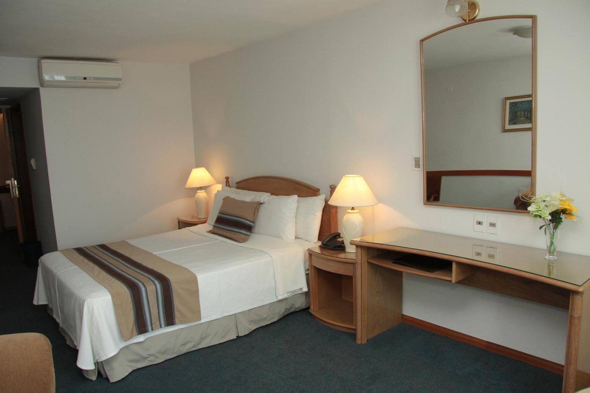 Hotel Crystal Palace 4*
