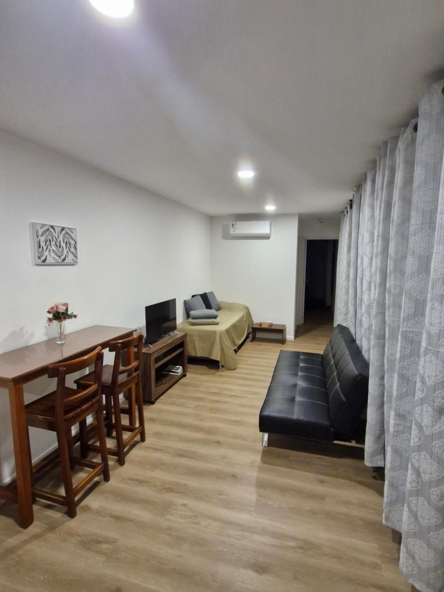 Nuevo, Opcion Parking, Hasta 5 Personas Apartamento *