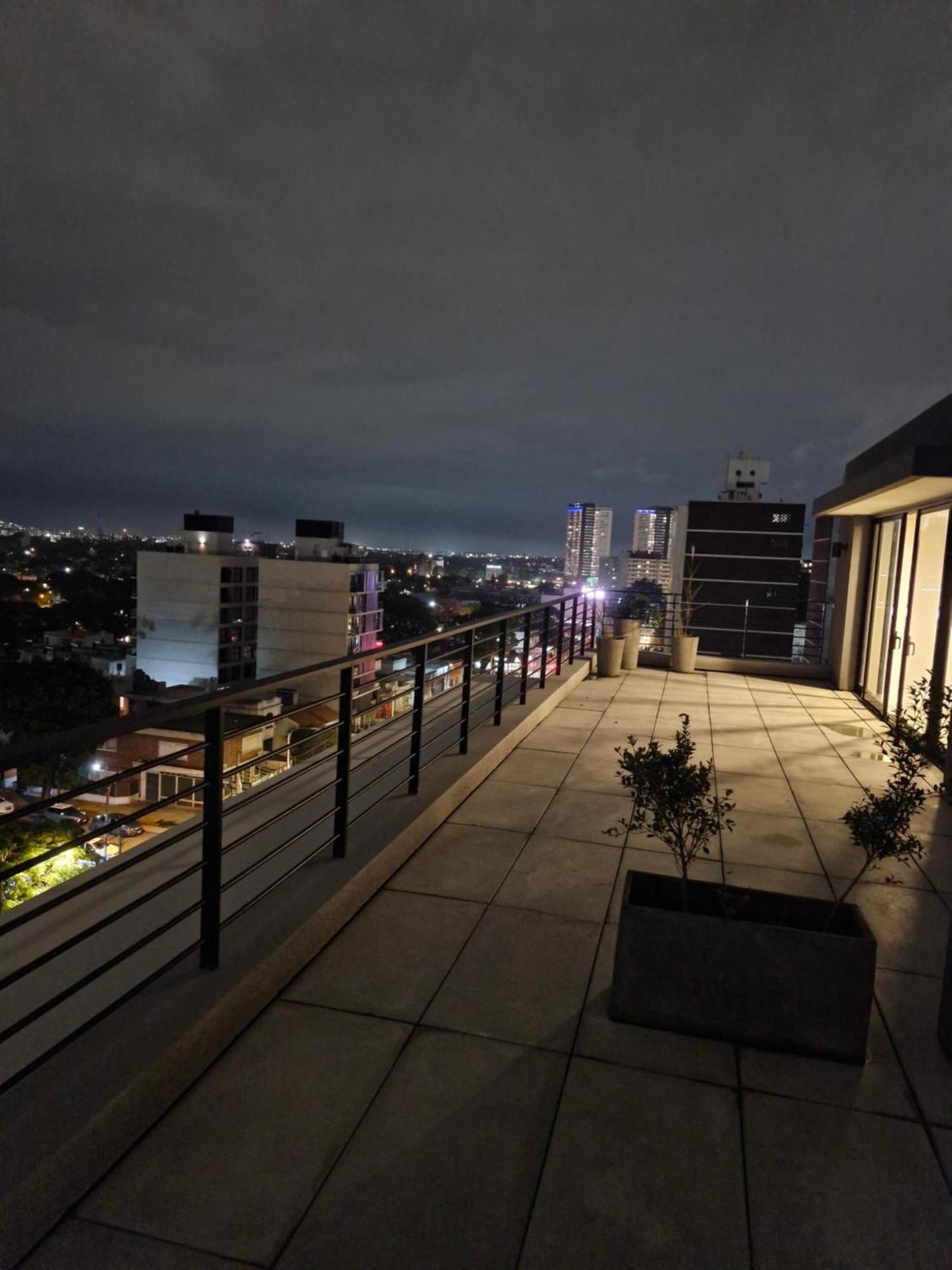 Nuevo, Opcion Parking, Hasta 5 Personas Apartamento