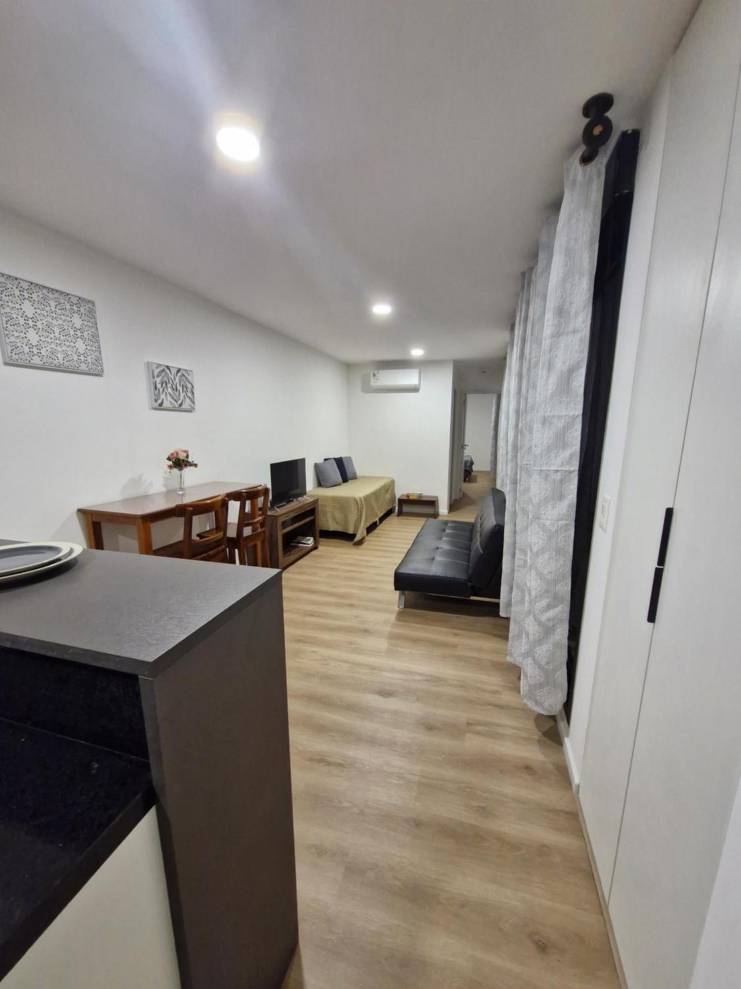 Apartamento Nuevo, Opcion Parking, Hasta 5 Personas Montevideu