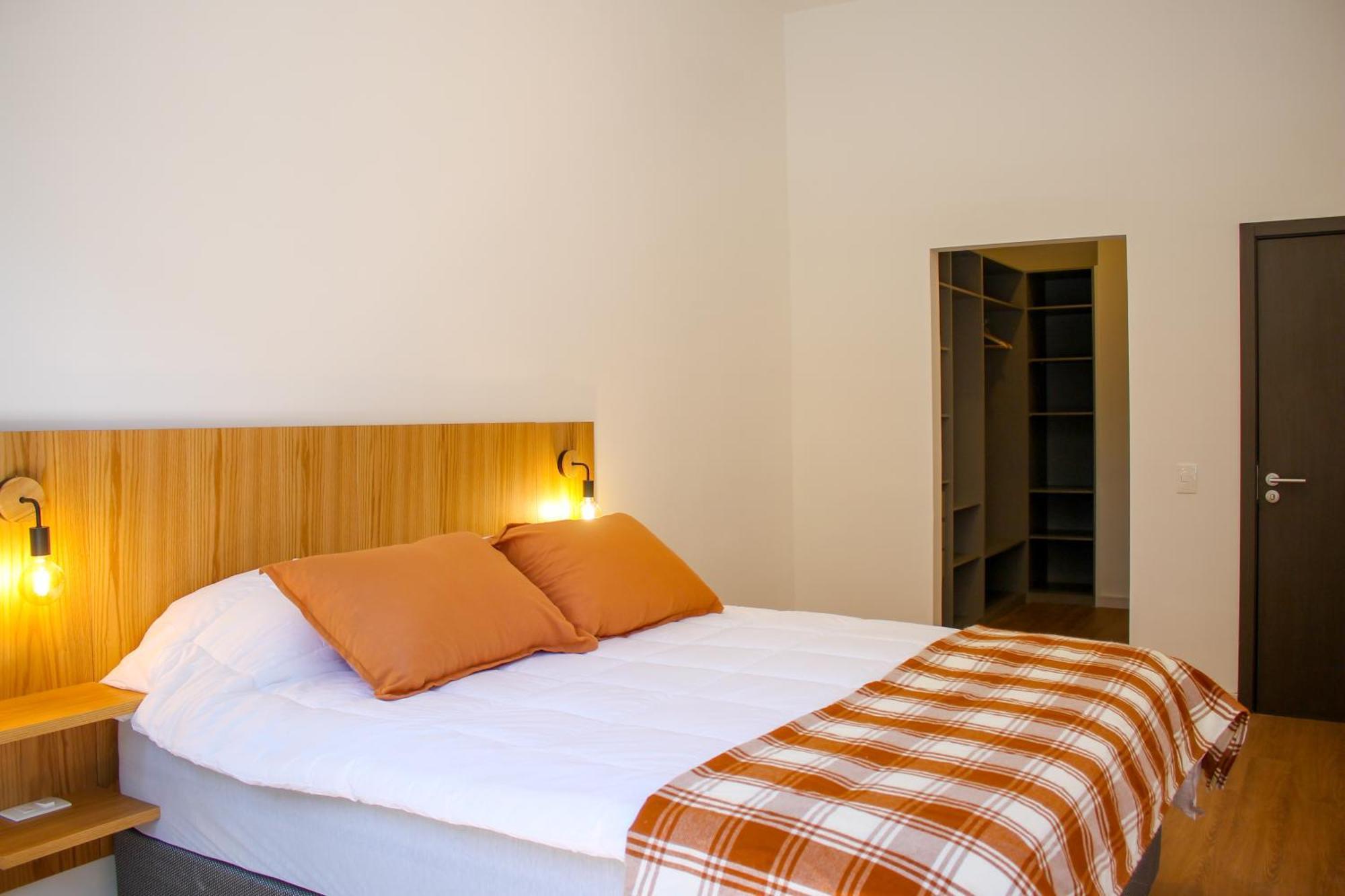 Edificio M1 - Frente A Punta Carretas Shopping - Gym Laundry Parrillero Solarium Apartamento