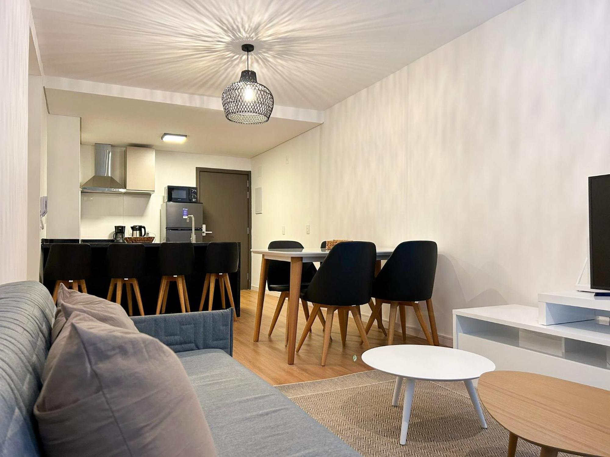 Edificio M1 - Frente A Punta Carretas Shopping - Gym Laundry Parrillero Solarium * Montevideo