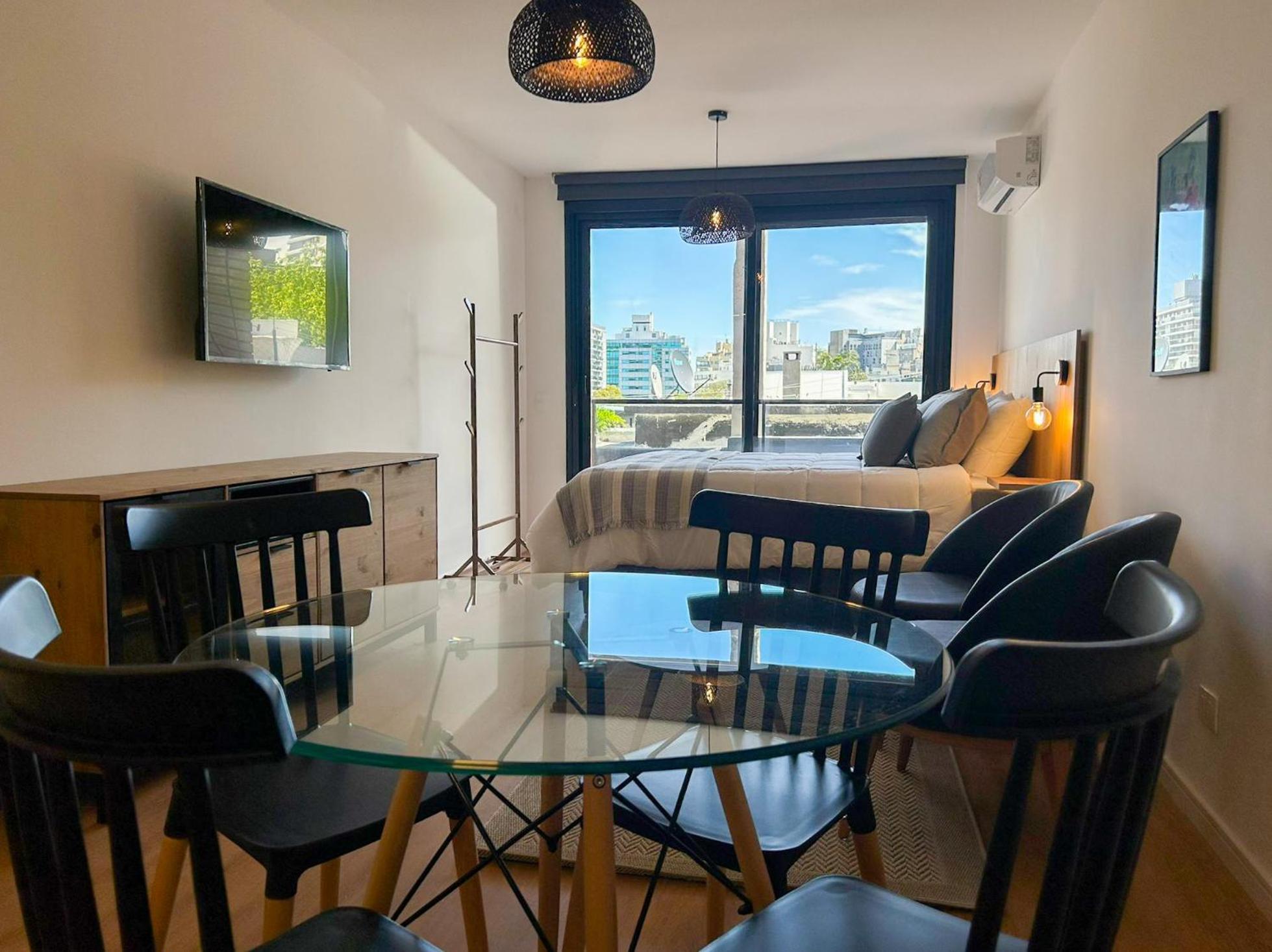 Apartamento Edificio M1 - Frente A Punta Carretas Shopping - Gym Laundry Parrillero Solarium *
