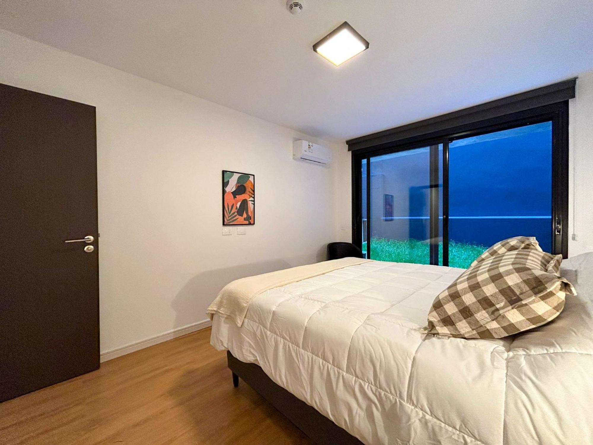Edificio M1 - Frente A Punta Carretas Shopping - Gym Laundry Parrillero Solarium * Montevideo