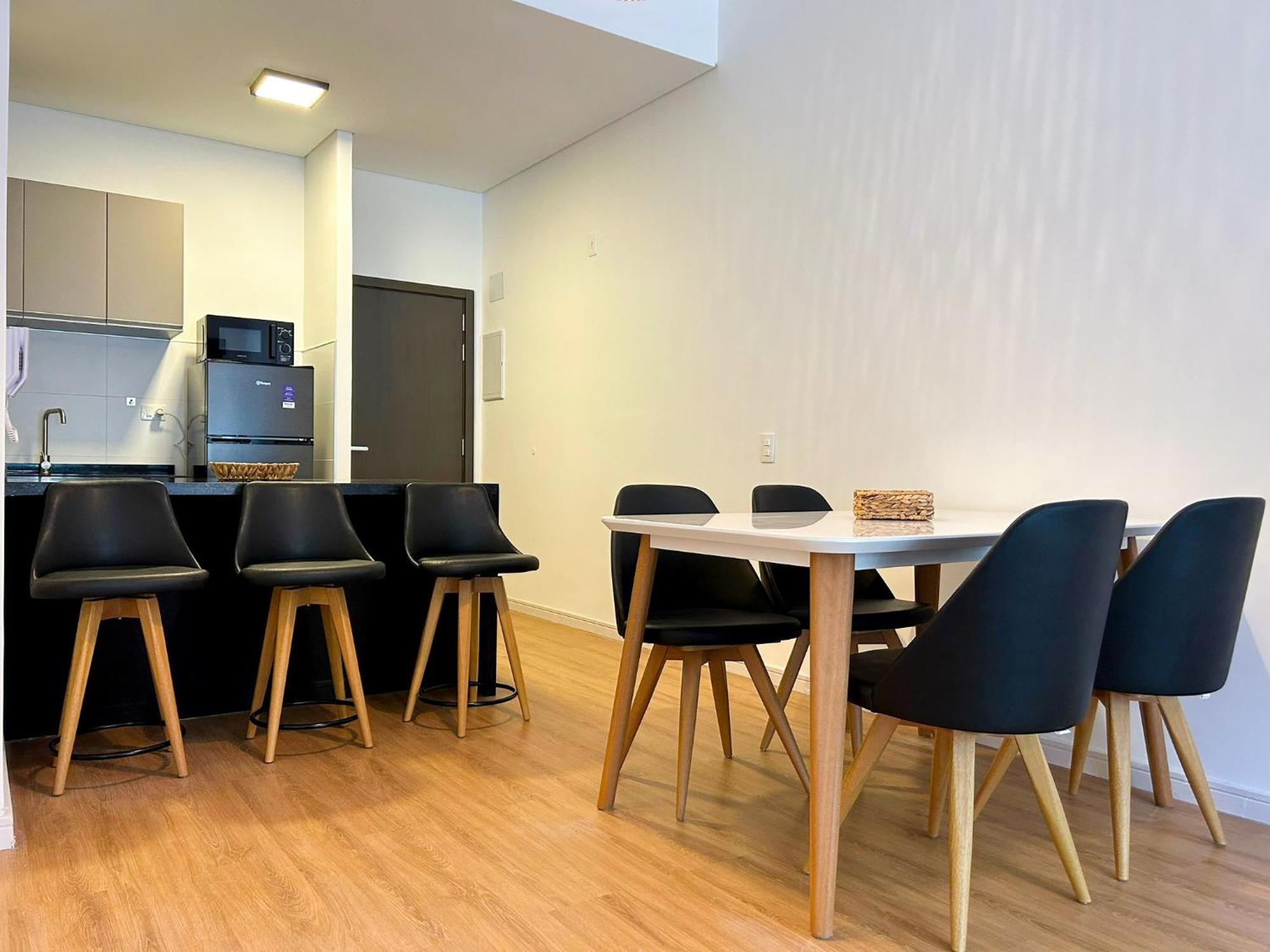 Edificio M1 - Frente A Punta Carretas Shopping - Gym Laundry Parrillero Solarium Apartamento Montevideo