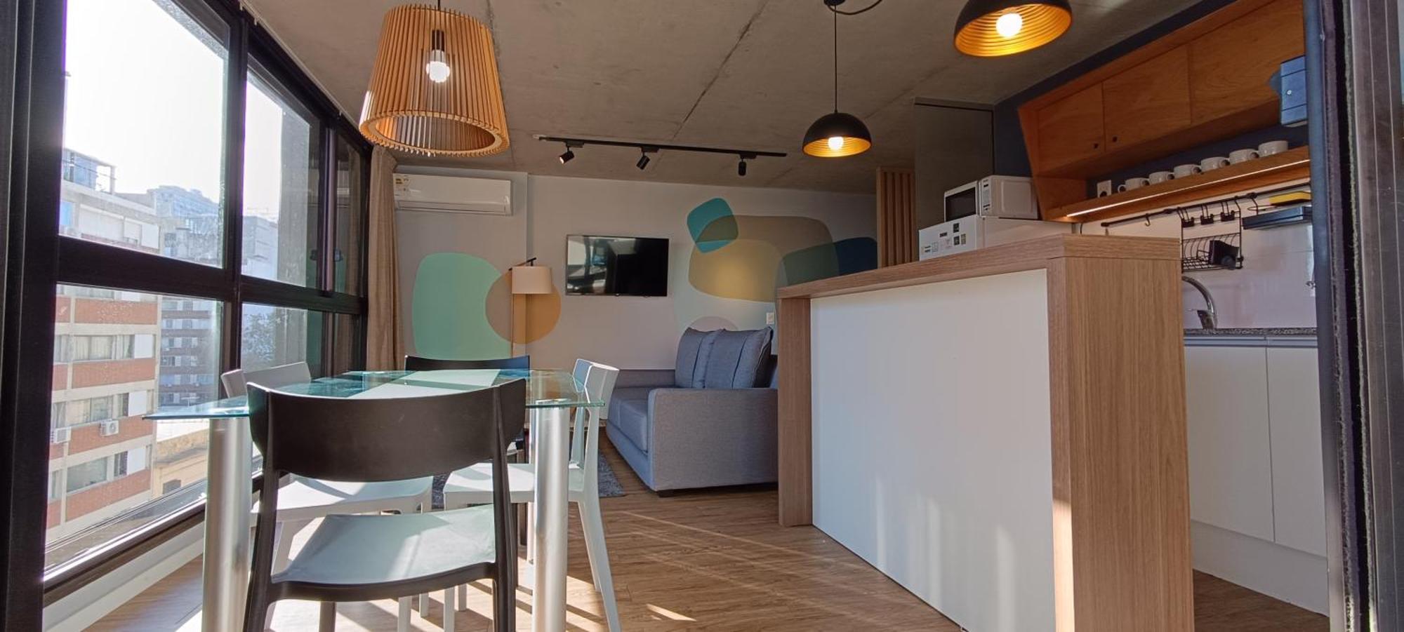 Apartamento Original Modern With Beautiful View On The Rambla, Sleeps Up To 6 *