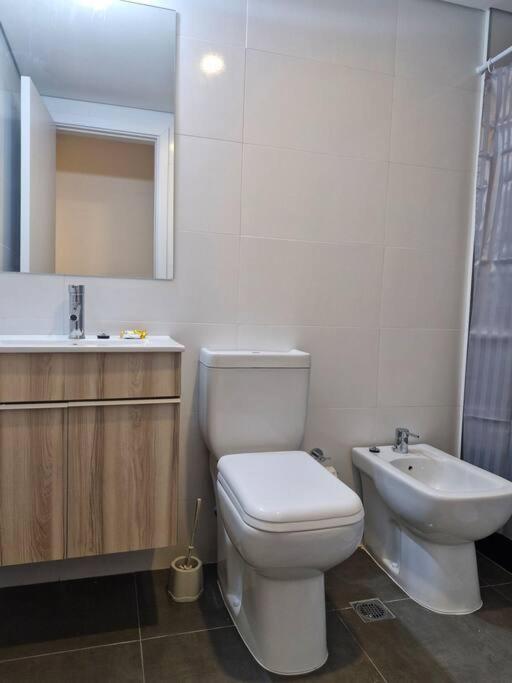 Apartamento Excelente Ubicacion, Nuevo, Luminoso! *
