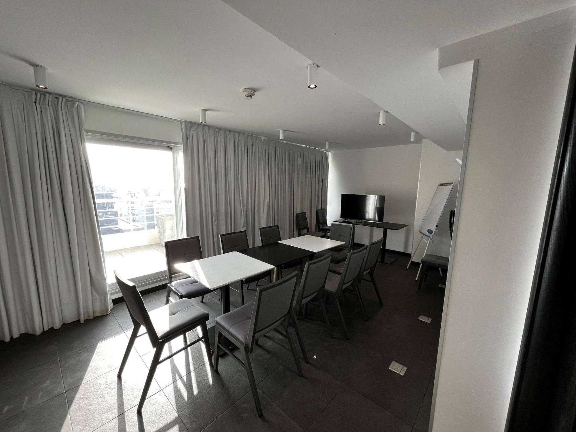 Hotel Ibis Styles Biarritz 3*