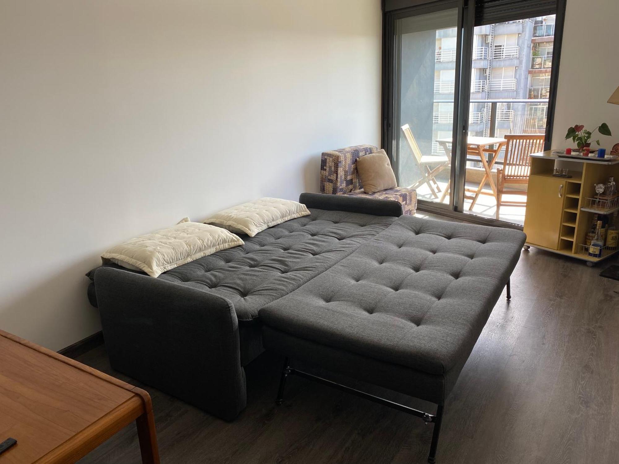 Amplio Y Nuevo Con Excelente Ubicación Y Vista Montevideo