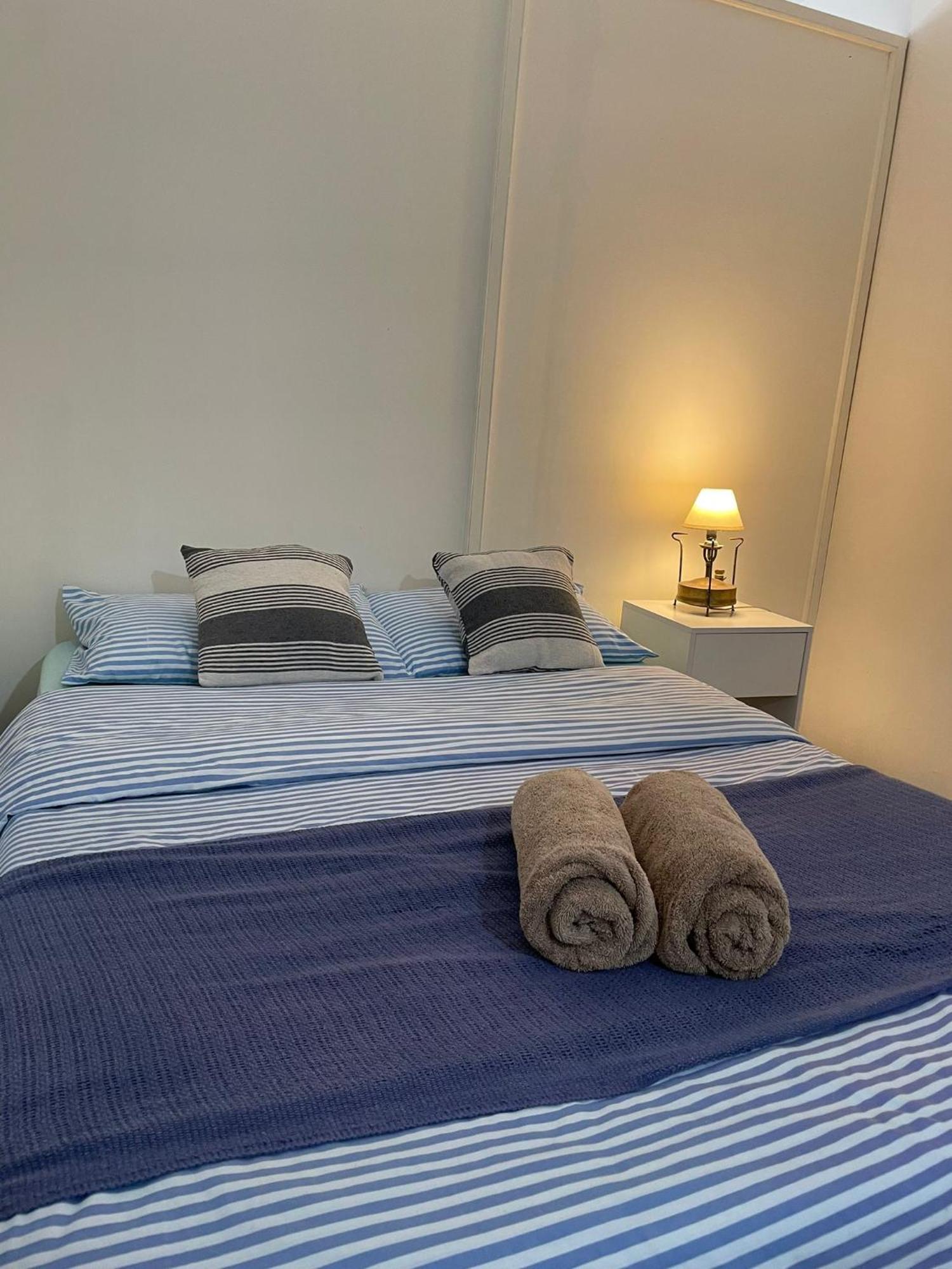 Hermoso En Puerta De La Ciudad Vieja Apartamento Montevideo