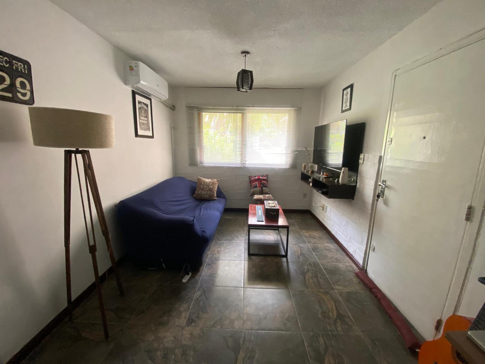 Lindo Apto Mvd Shopping Puerto De Buceo/pocitos Apartamento