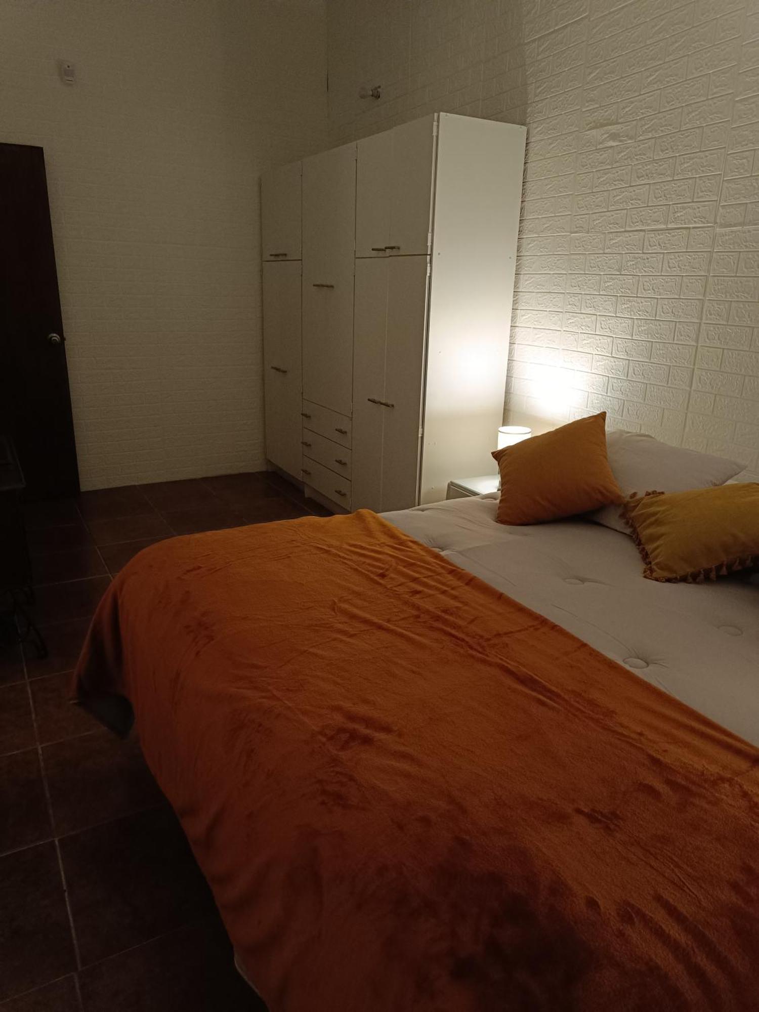 Casa Independiente En Malvin Сasa de vacaciones *