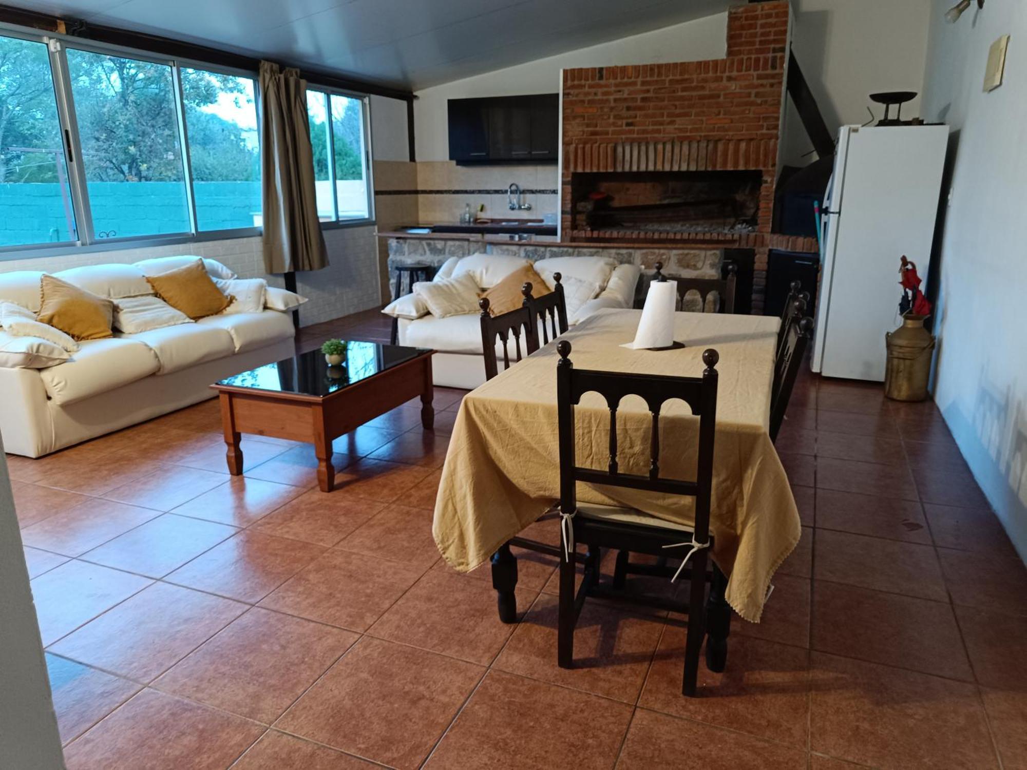 Casa Independiente En Malvin *