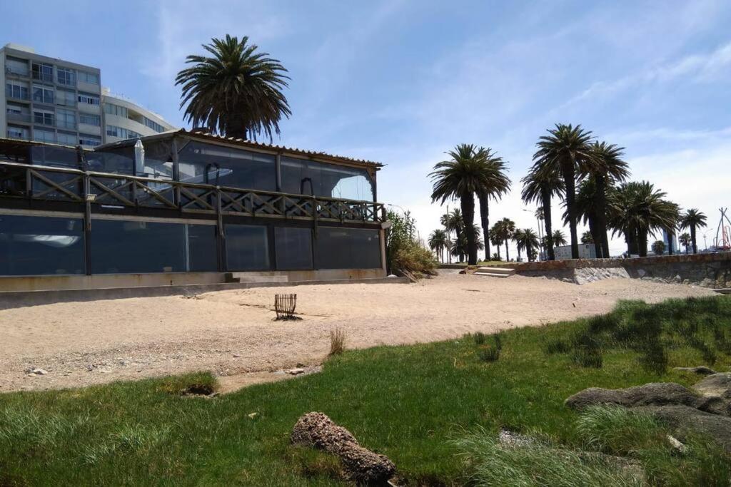 Punta Carretas Comodo Frente Al Mar Playa Pocitos Apartamento *