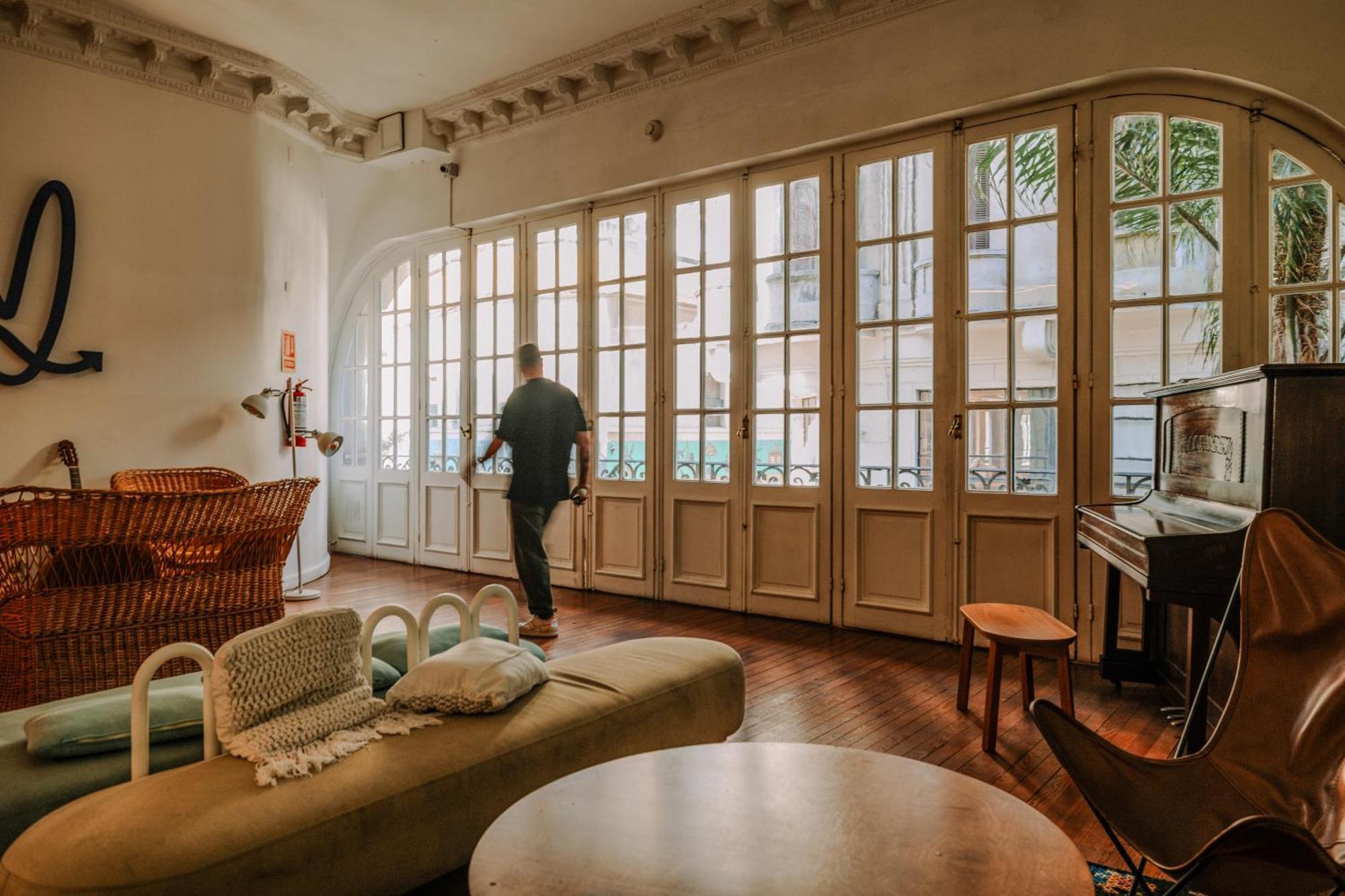 El Viajero Downtown Hostel&suites 2*