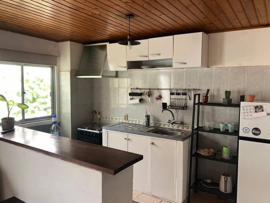 Duplex Economico Cerca Terminal Shopping Tres Cruces Apartamento