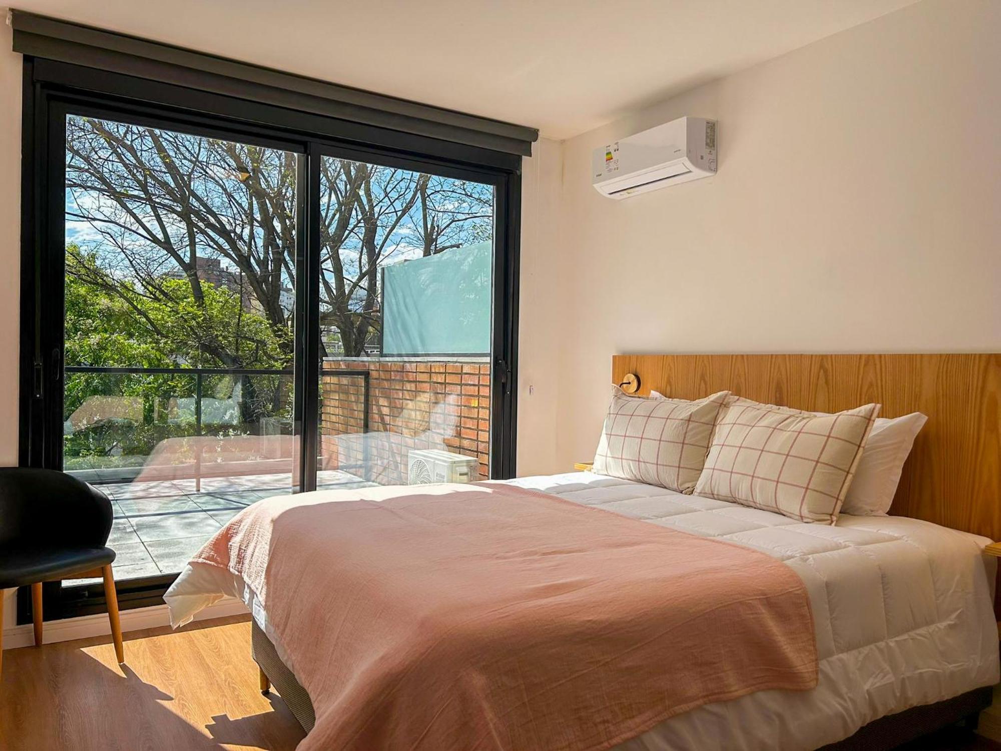 Edificio M1 - Frente A Punta Carretas Shopping - Gym Laundry Parrillero Solarium Apartamento