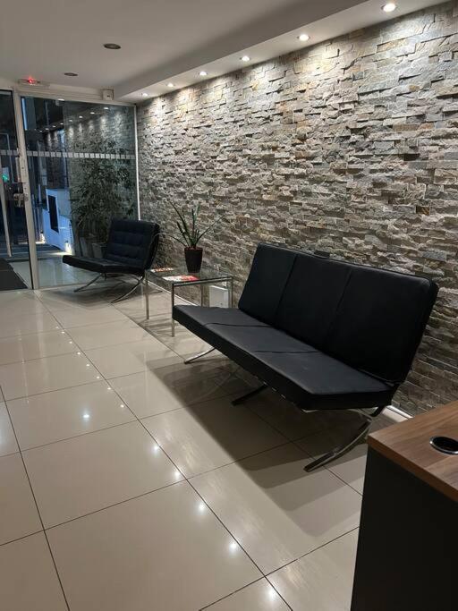 Apartamento Hermoso Y Monoambiente En Tres Cruces Montevideo