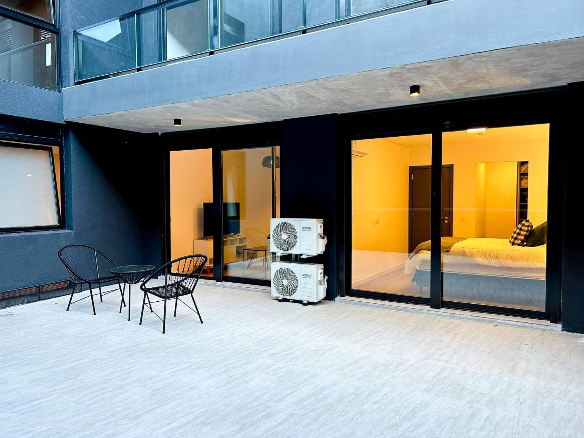 Edificio M1 - Edificio Frente A Punta Carretas Shopping - Gym Laundry Parrillero Solarium Apartamento