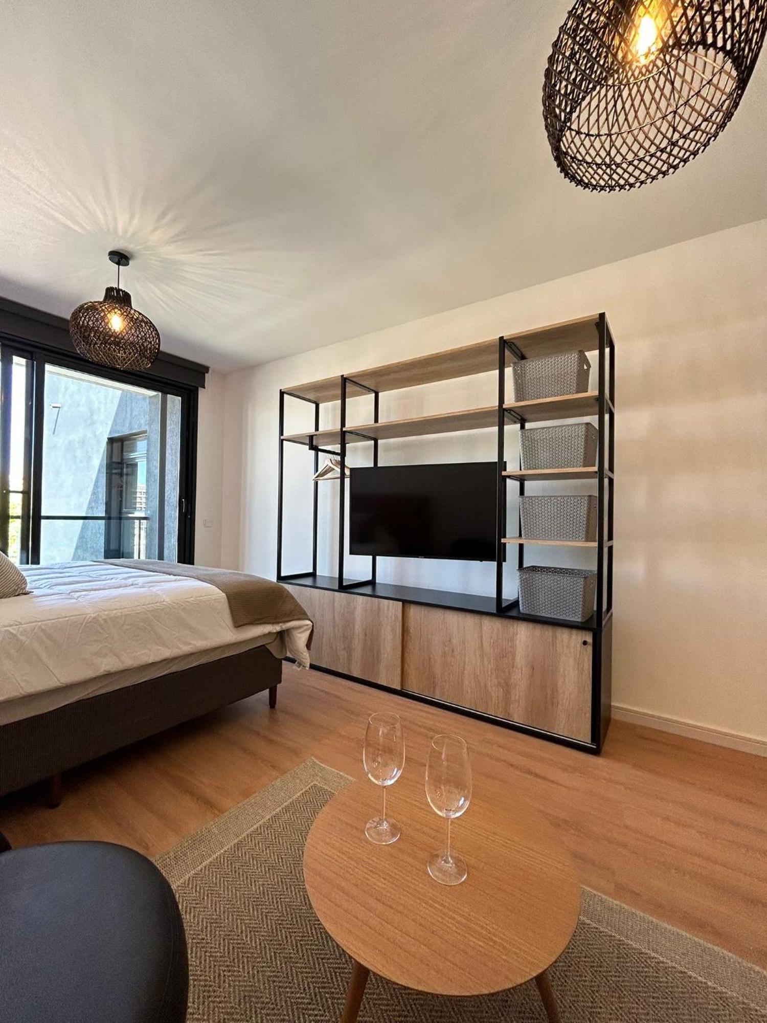 Apartamento Edificio M1 - Edificio Frente A Punta Carretas Shopping - Gym Laundry Parrillero Solarium Montevideo