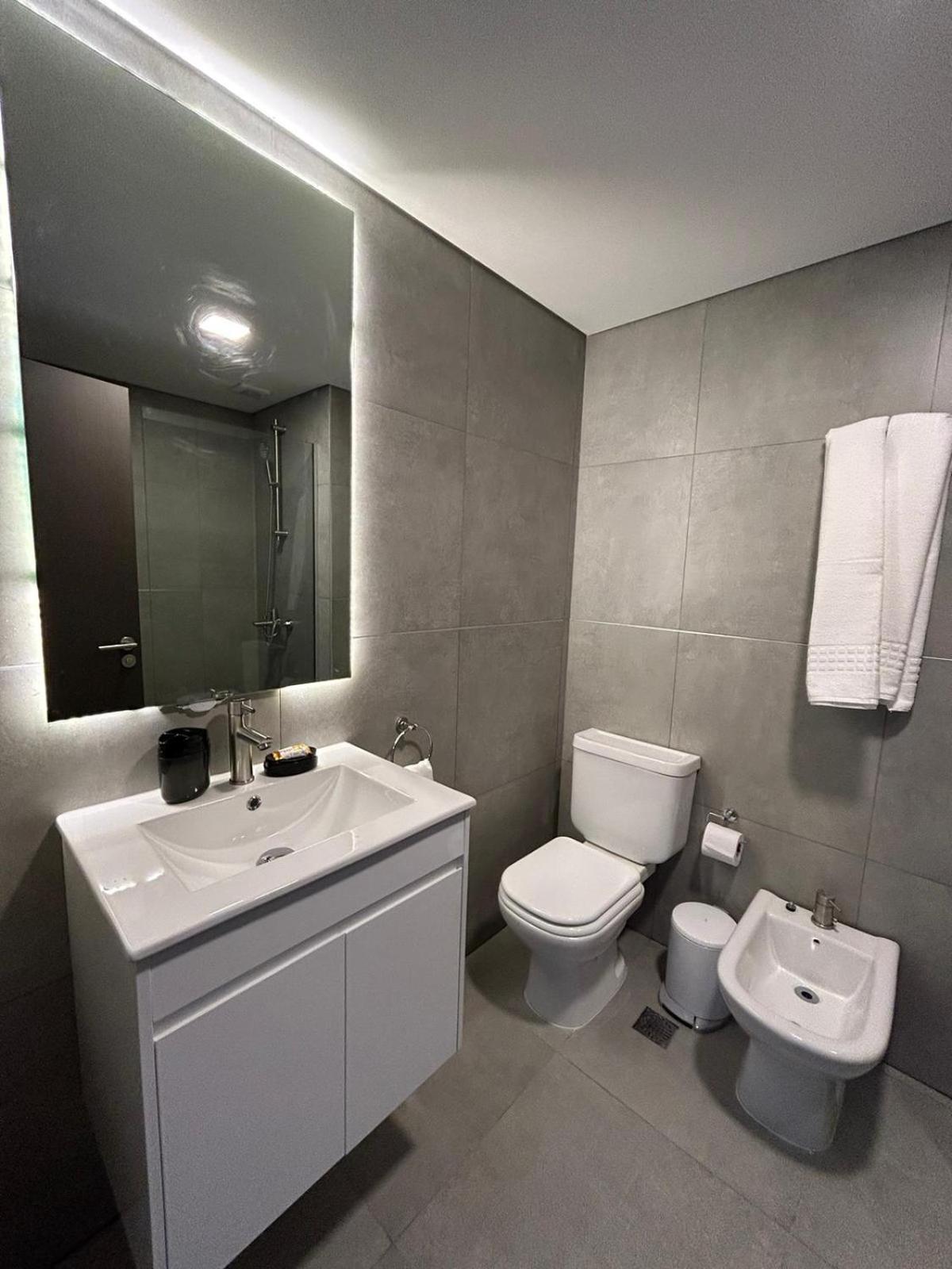 Apartamento Edificio M1 - Edificio Frente A Punta Carretas Shopping - Gym Laundry Parrillero Solarium Montevideo