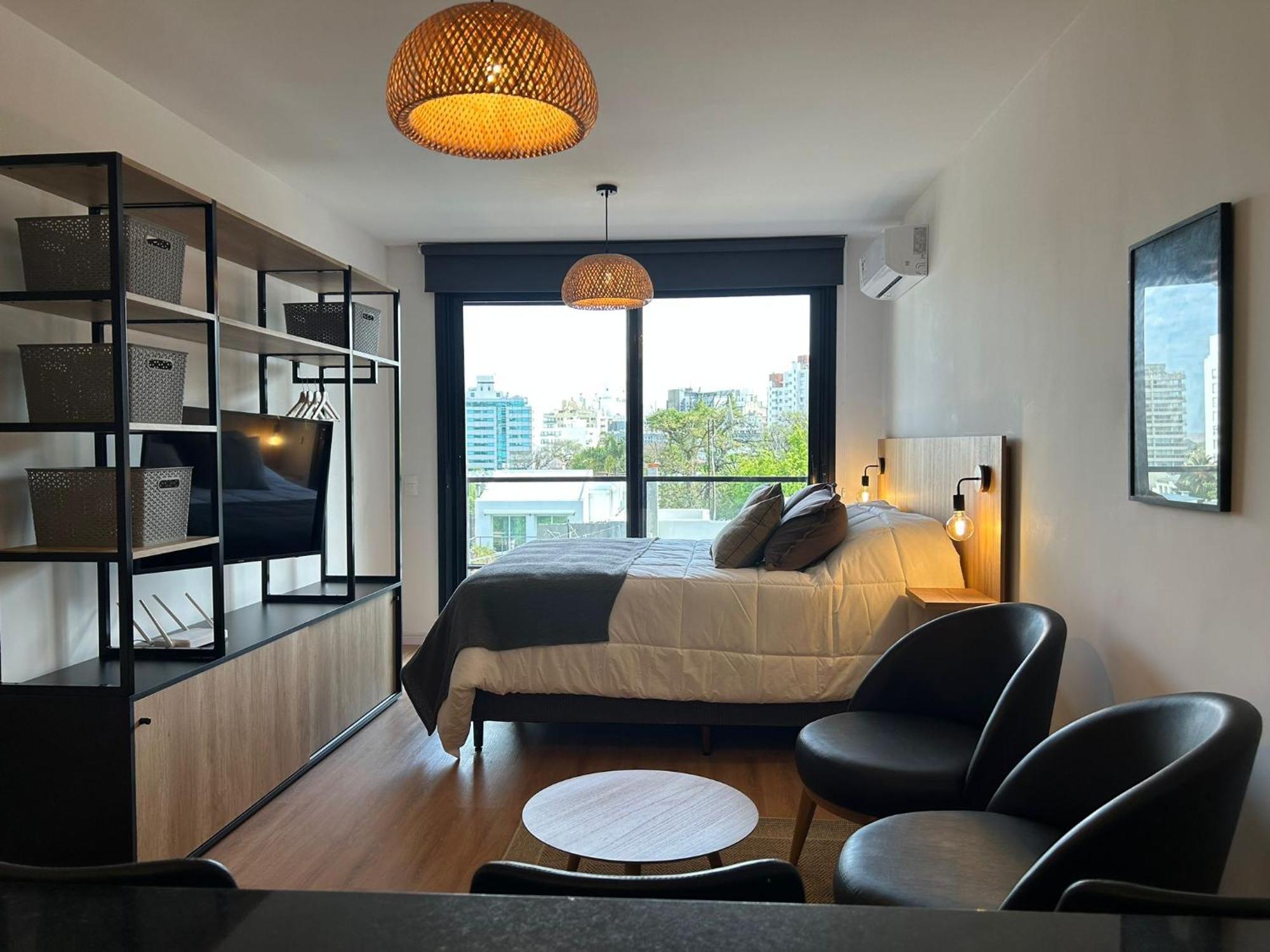Edificio M1 - Edificio Frente A Punta Carretas Shopping - Gym Laundry Parrillero Solarium *