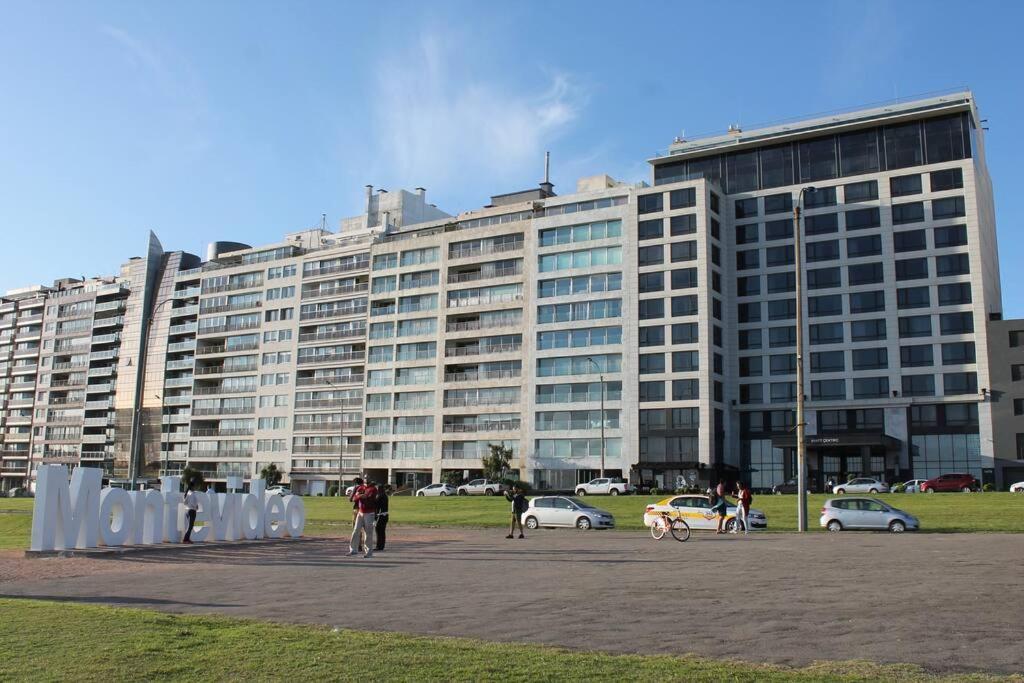 Apartamento Moderno Apto En Piso 9 Con Vista A Playa Pocitos! *
